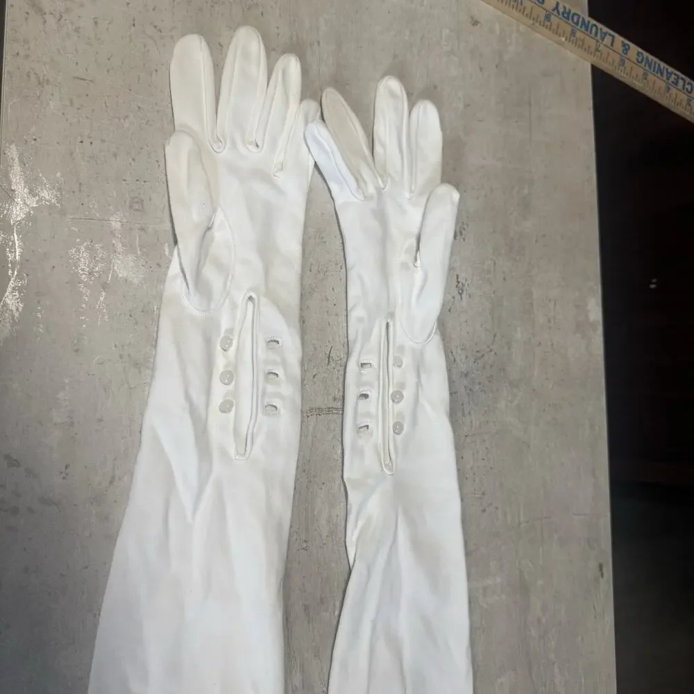 Vintage Fownes White Long Elbow Length 22” Opera Gloves Size 6 1/2 Pearl